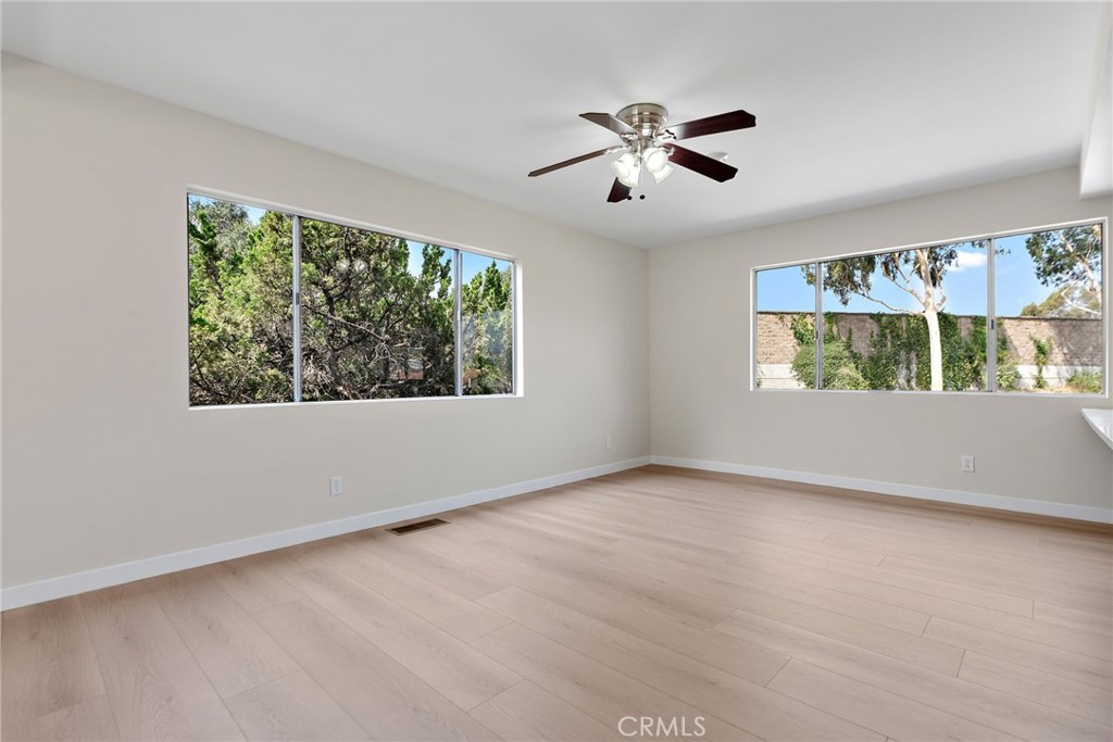443 Woodbury Road Glendale, CA 91206 - Photo 15 of 48 Dining Room with Large Picture Windows