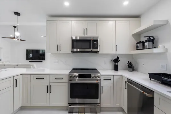 $2,295,000 | 937 Gulf Drive, Summerland Key, FL 33042