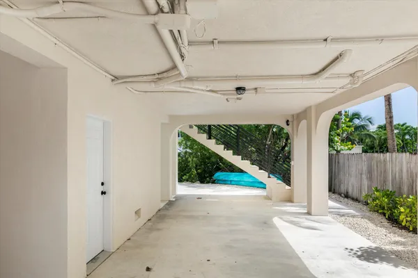 $2,295,000 | 937 Gulf Drive, Summerland Key, FL 33042