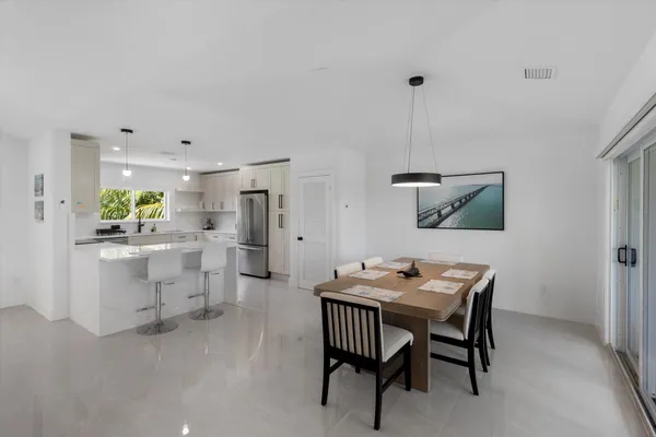 $2,295,000 | 937 Gulf Drive, Summerland Key, FL 33042