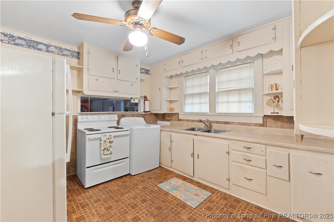 6131 Stewart Road Godwin, NC 28344 - Photo 13 of 27