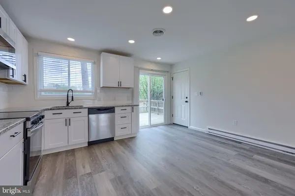 $319,900 | 106 Warren Way, Lancaster, PA 17601