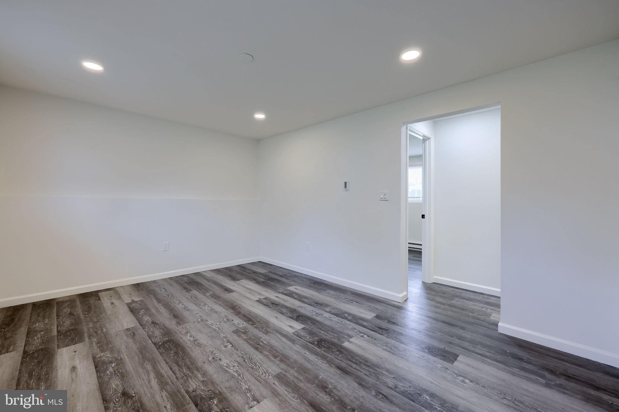 106 Warren Way Lancaster, PA 17601 - Photo 14 of 32 a view of room with wooden floor