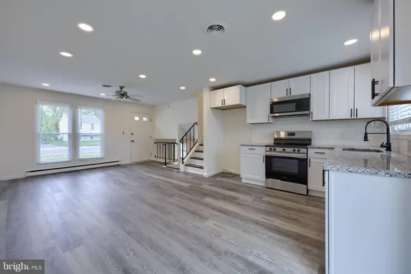 $319,900 | 106 Warren Way, Lancaster, PA 17601