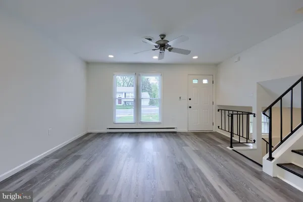 $319,900 | 106 Warren Way, Lancaster, PA 17601