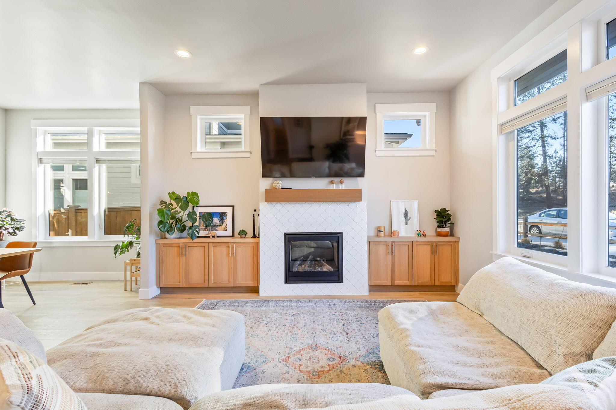 20446 Murphy Road Bend, OR 97702 - Photo 5 of 39 Family room