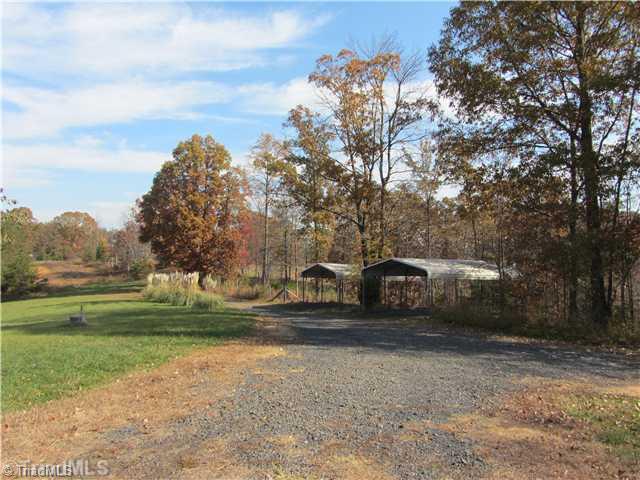 390 Duggins Road Stoneville, NC 27048 - Photo 5 of 13 Exterior Front.