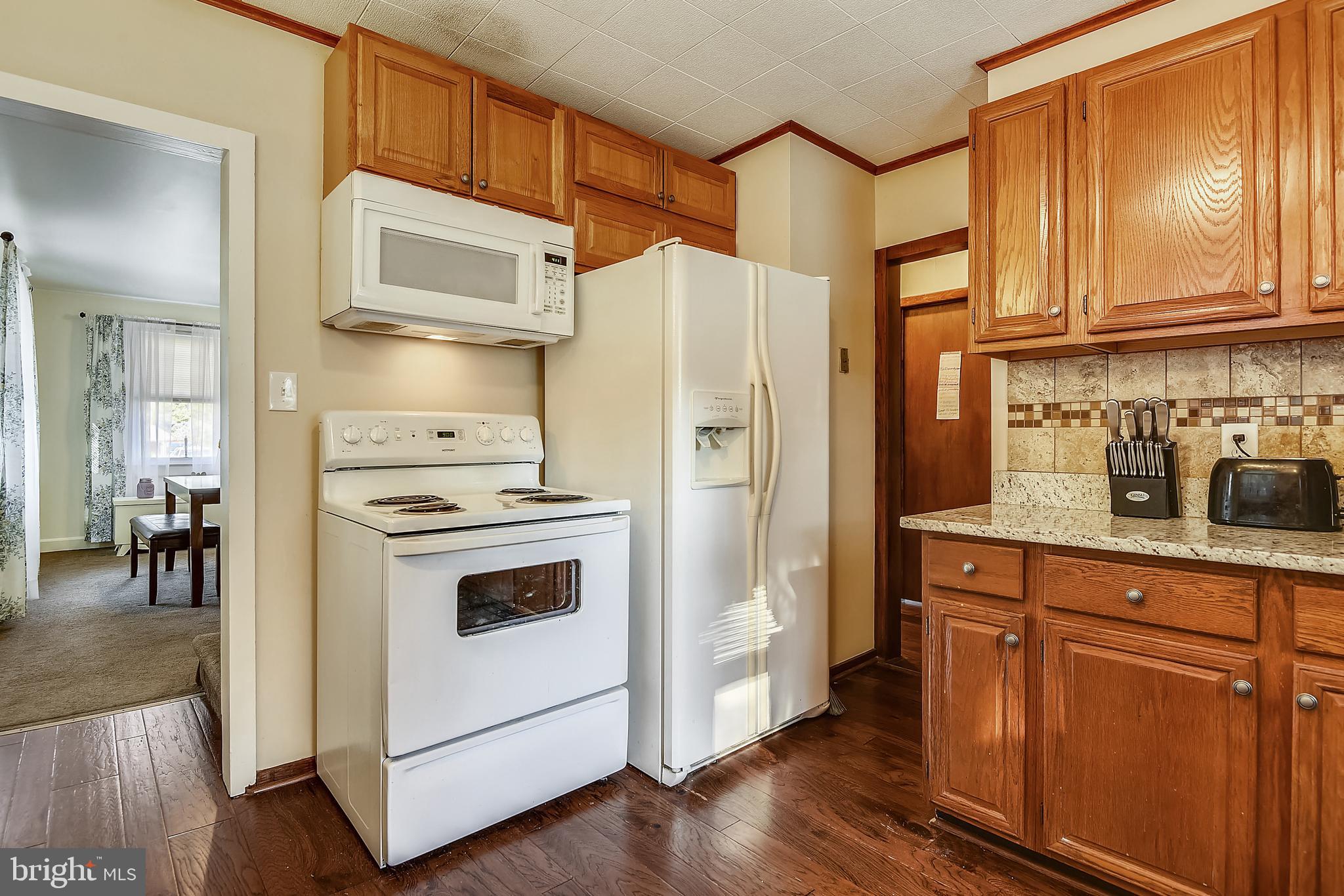 2605 Plainfield Road Baltimore, MD 21222 - Photo 14 of 31 Kitchen view 2