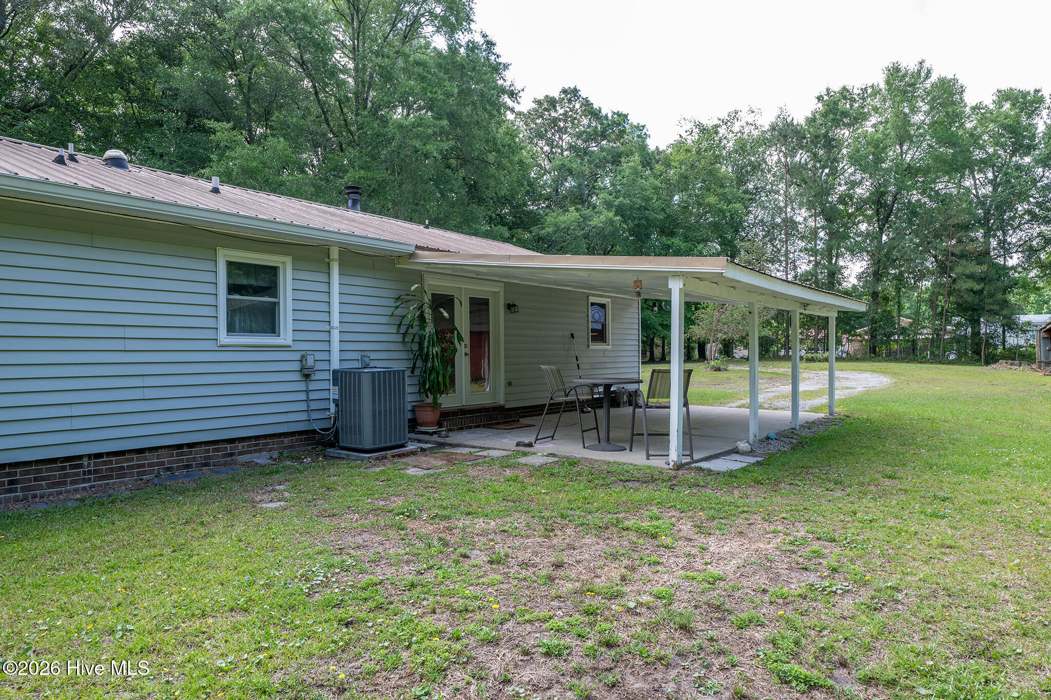 5101 Sand Ridge Road New Bern, NC 28560 - Photo 20 of 48 Covered Back Patio
