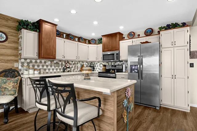 $514,900 | 1025 Lauderdale North, Onalaska, WI 54650