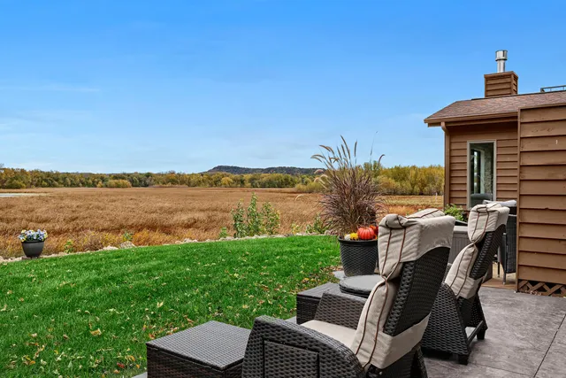 $514,900 | 1025 Lauderdale North, Onalaska, WI 54650