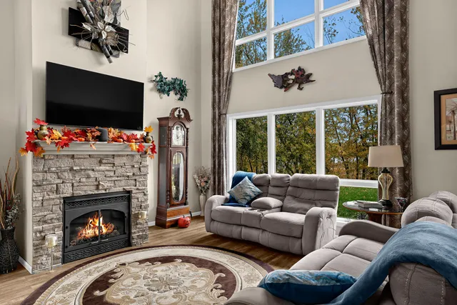 $514,900 | 1025 Lauderdale North, Onalaska, WI 54650