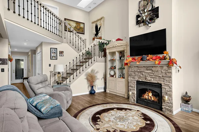 $514,900 | 1025 Lauderdale North, Onalaska, WI 54650