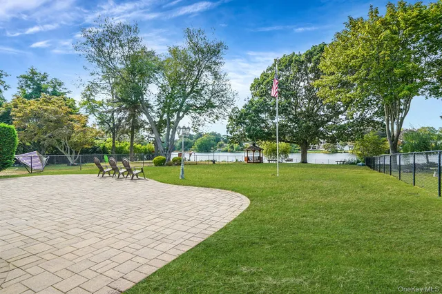 a view of a park with tree s