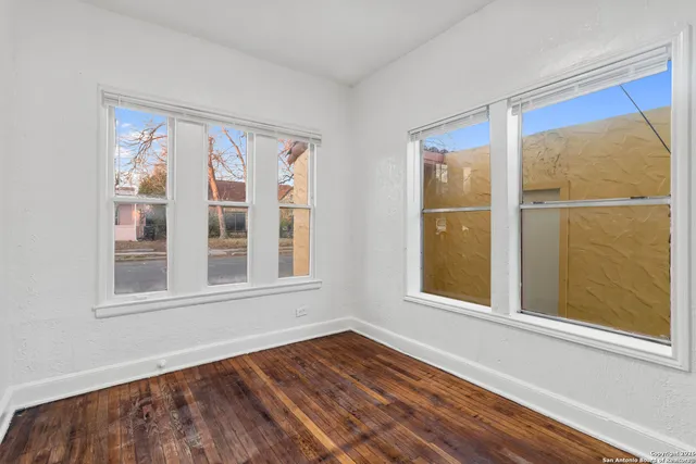 $975 | 1630 West Rosewood Avenue, Unit B, San Antonio, TX 78201