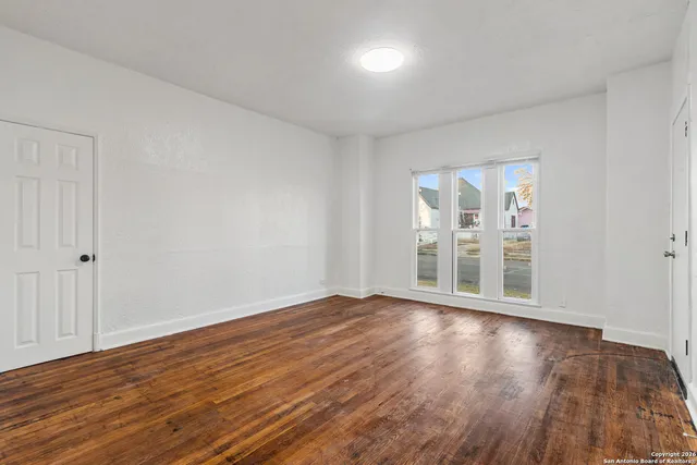 $975 | 1630 West Rosewood Avenue, Unit B, San Antonio, TX 78201