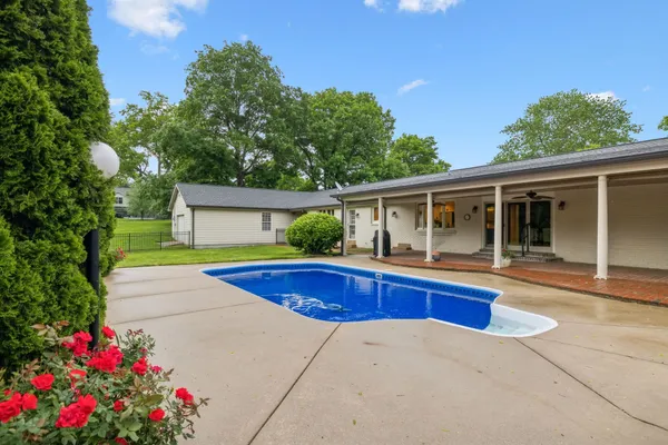 $7,800 | 321 Granny White Pike, Brentwood, TN 37027