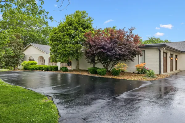 $7,800 | 321 Granny White Pike, Brentwood, TN 37027