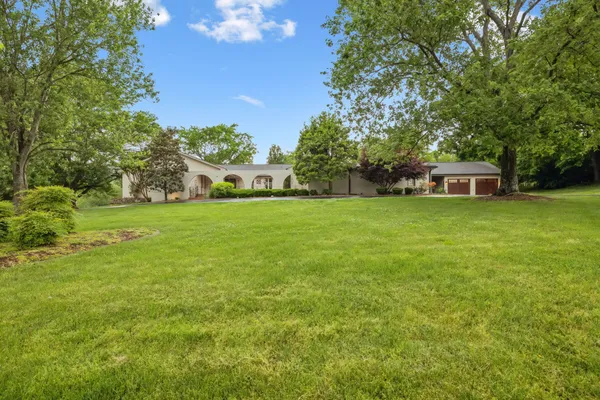 $7,800 | 321 Granny White Pike, Brentwood, TN 37027