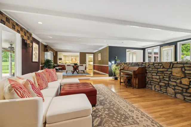 $7,800 | 321 Granny White Pike, Brentwood, TN 37027