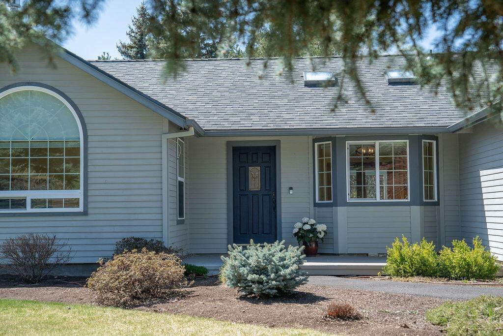 61275 Victory Loop Bend, OR 97702 - Photo 42 of 59 A9100400