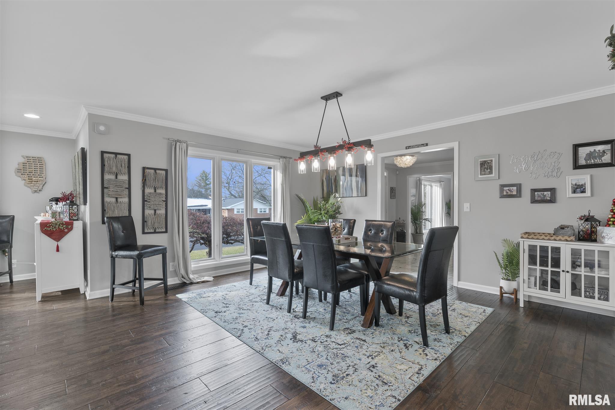 407 West Wolf Road Peoria, IL 61614 - Photo 12 of 42 Gallery Image 12