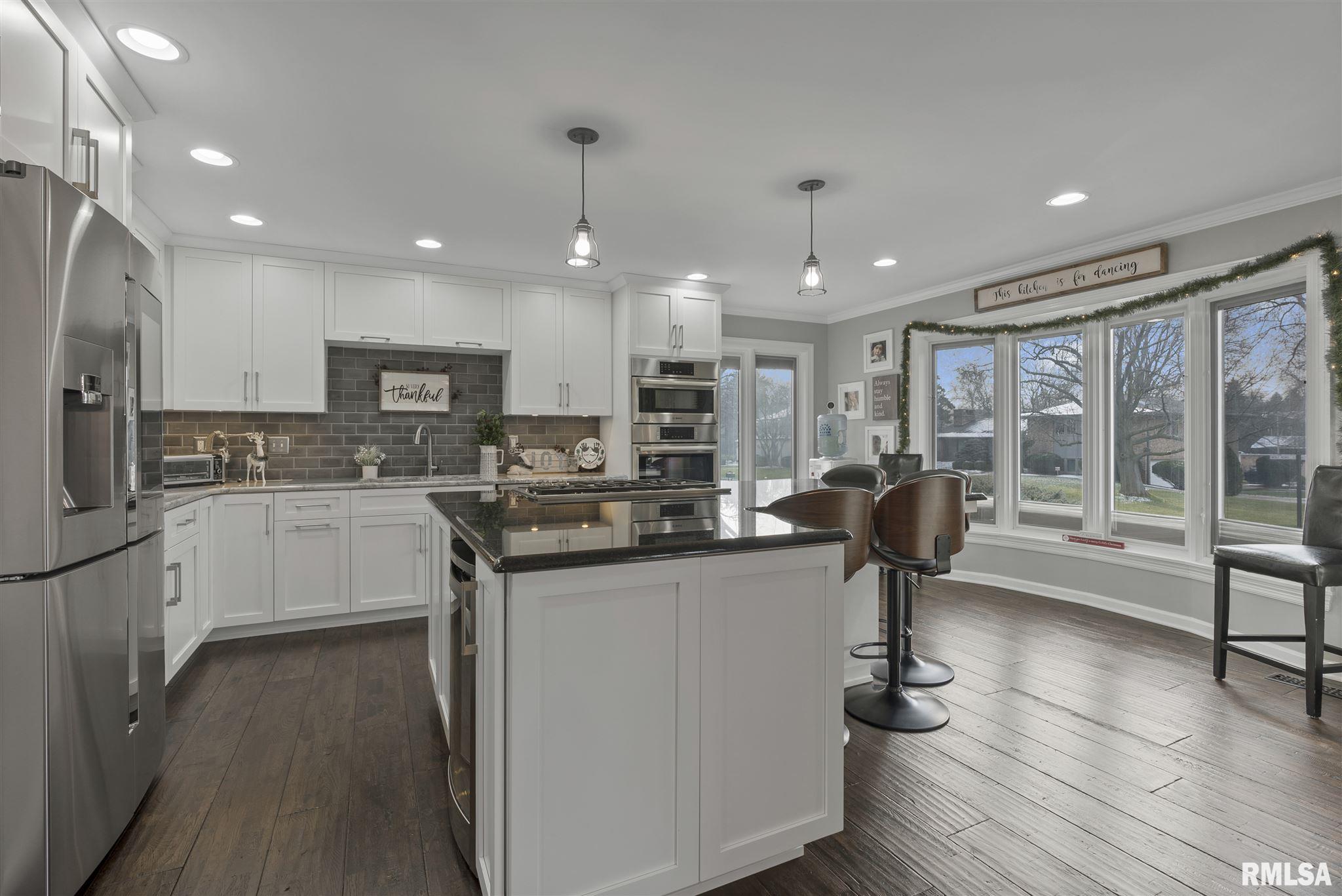 407 West Wolf Road Peoria, IL 61614 - Photo 16 of 42 Gallery Image 16