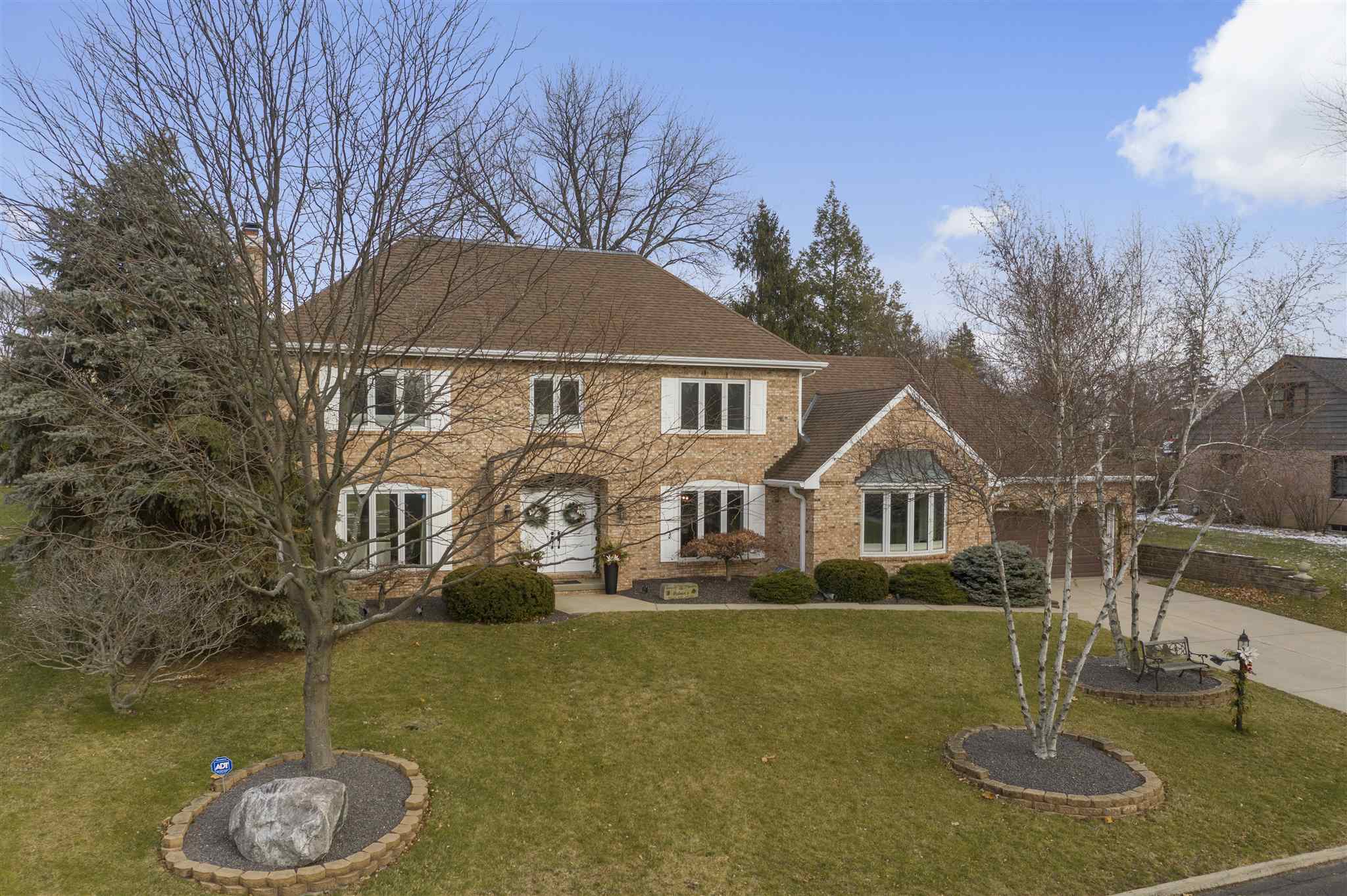 407 West Wolf Road Peoria, IL 61614 - Photo 2 of 42 Gallery Image 2