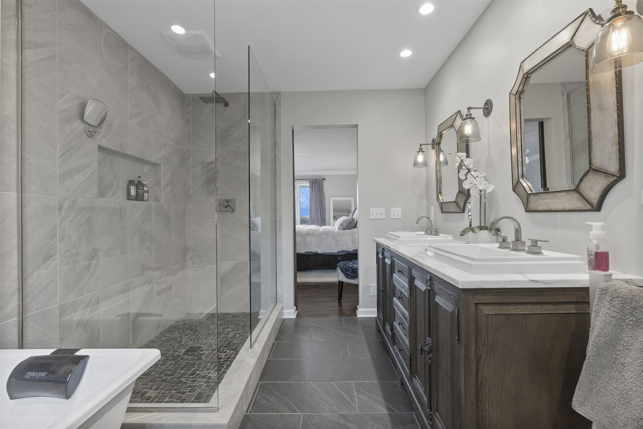 407 West Wolf Road Peoria, IL 61614 - Photo 27 of 42 Gallery Image 27