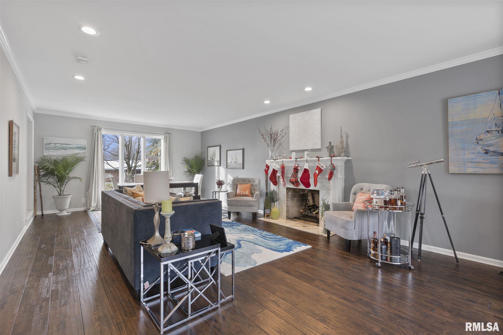 407 West Wolf Road Peoria, IL 61614 - Photo 7 of 42 Gallery Image 7