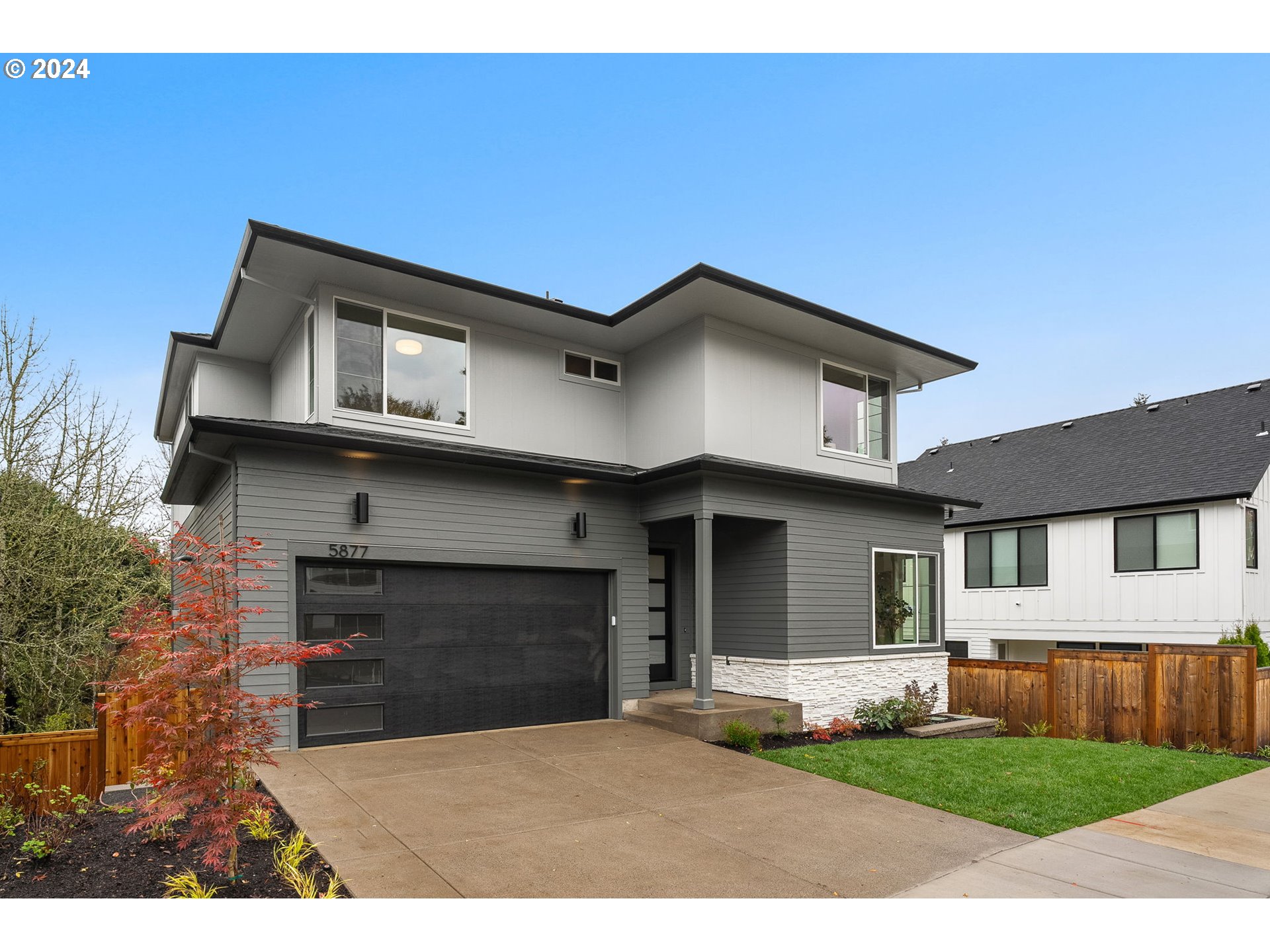 5877 Southwest 47th Place, Unit LT4 Portland, OR 97221 - Photo 1 of 37 Gallery Image 1