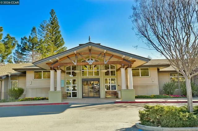 $785,000 | 1860-1860 Tice Creek Drive, Unit 1307, Walnut Creek, CA 94595