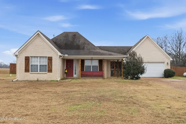 $255,000 | 109 Waverly Circle, Senatobia, MS 38668