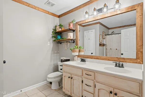 $255,000 | 109 Waverly Circle, Senatobia, MS 38668