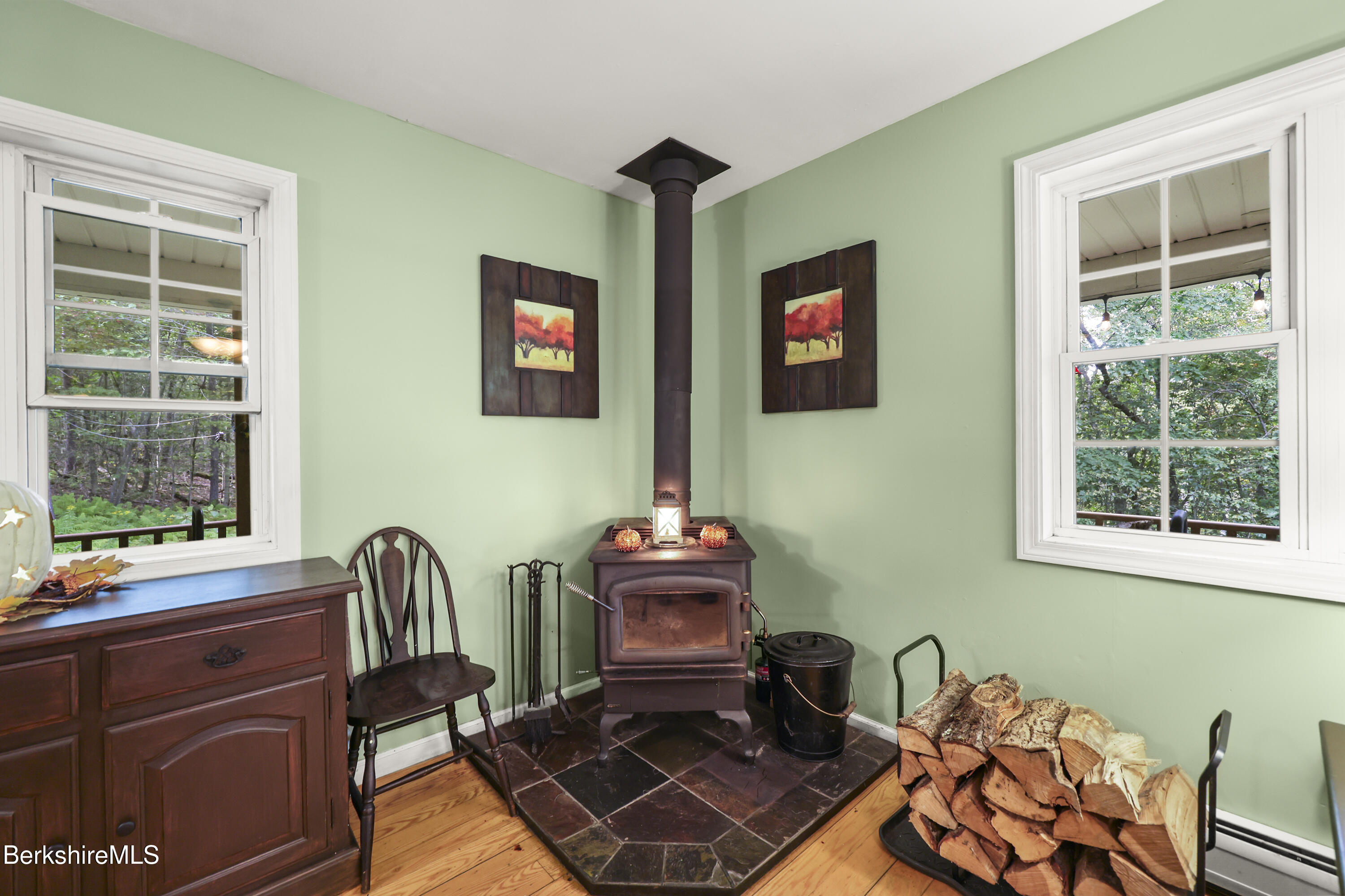 135 S Road Peru, MA 01235 - Photo 25 of 70 Living Room