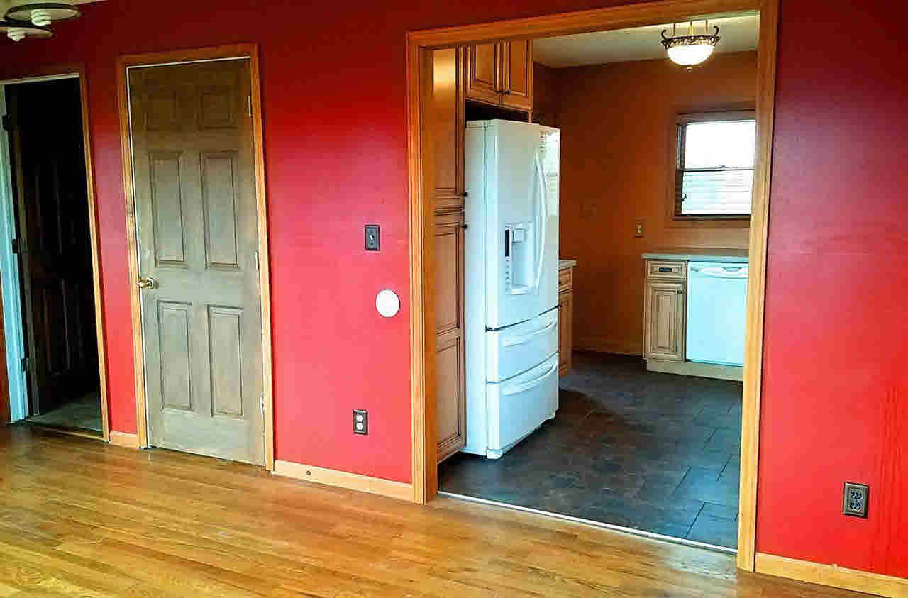 3422 Morrish Road Swartz Creek, MI 48473 - Photo 7 of 19 21285426-6.JPG