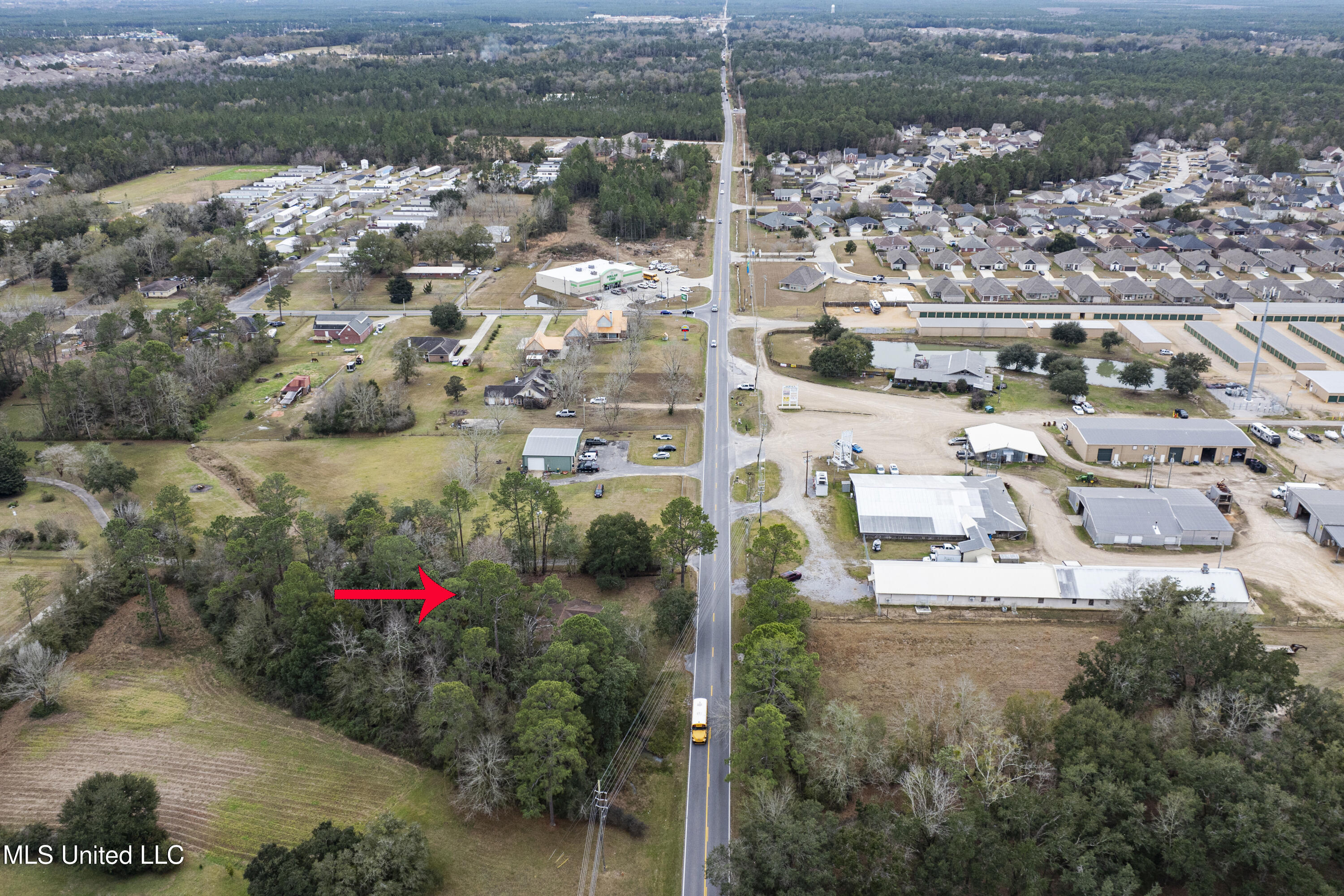 11466 Canal Road Gulfport, MS 39503 - Photo 7 of 9 006