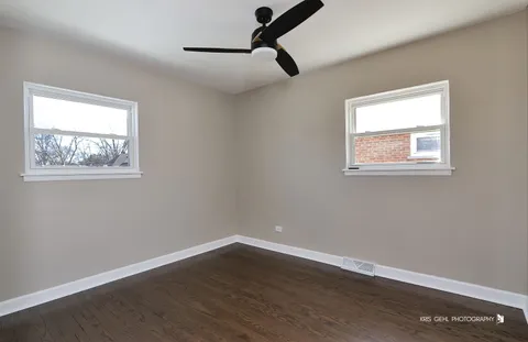 $340,000 | 447 Elmhurst Road, Mount Prospect, IL 60056