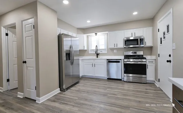 $345,000 | 447 Elmhurst Road, Mount Prospect, IL 60056