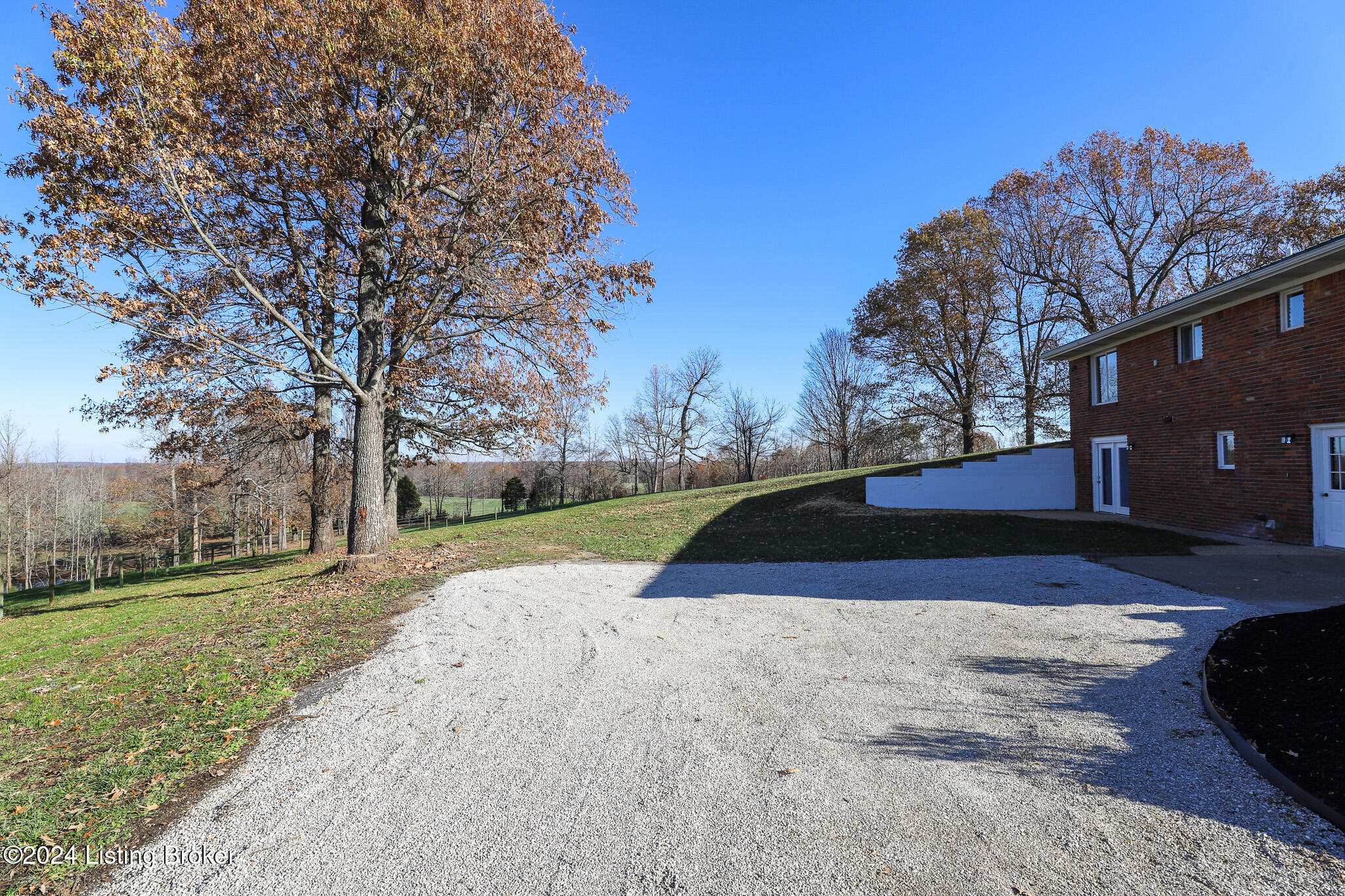 579 Cemetery Road Big Clifty, KY 42712 - Photo 10 of 47 IMG_0024