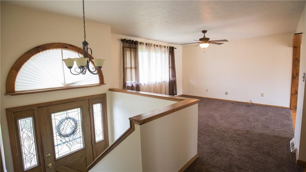 159 Sutherland Road Grove City, PA 16127 - Photo 2 of 20