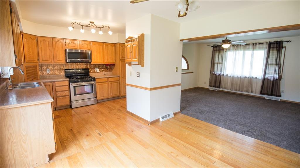 159 Sutherland Road Grove City, PA 16127 - Photo 4 of 20