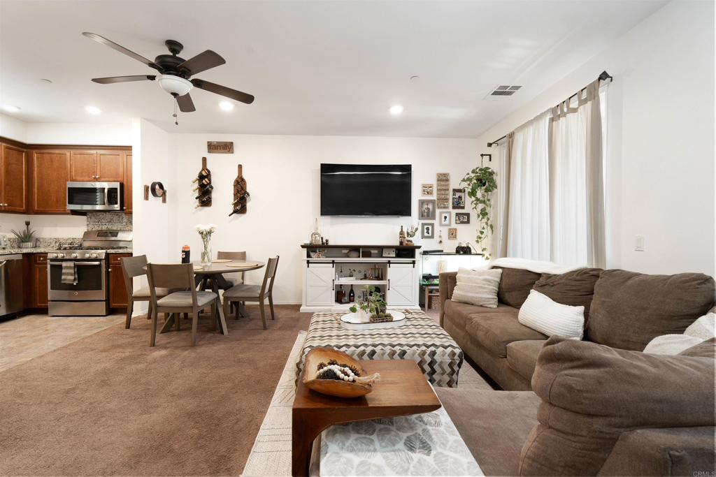 2860 Athens Road, Unit 6 Chula Vista, CA 91915 - Photo 13 of 23