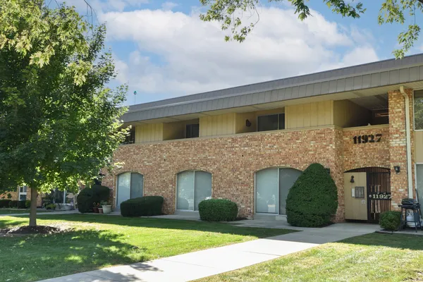 $159,900 | 11927 West Appleton Avenue, Unit 6, Milwaukee, WI 53224