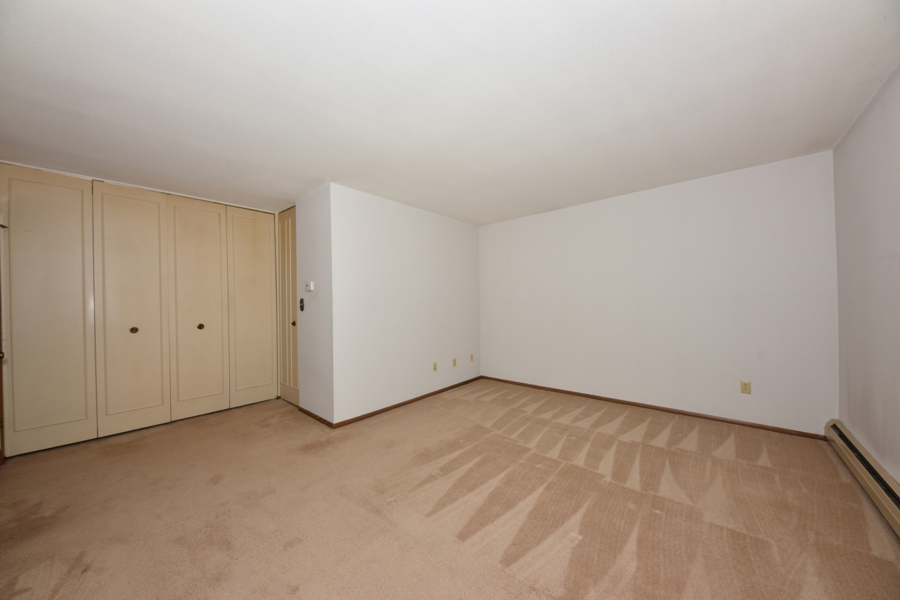 11927 West Appleton Avenue, Unit 6 Milwaukee, WI 53224 - Photo 21 of 38 Photo 33