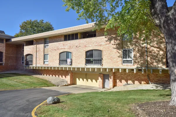 $159,900 | 11927 West Appleton Avenue, Unit 6, Milwaukee, WI 53224