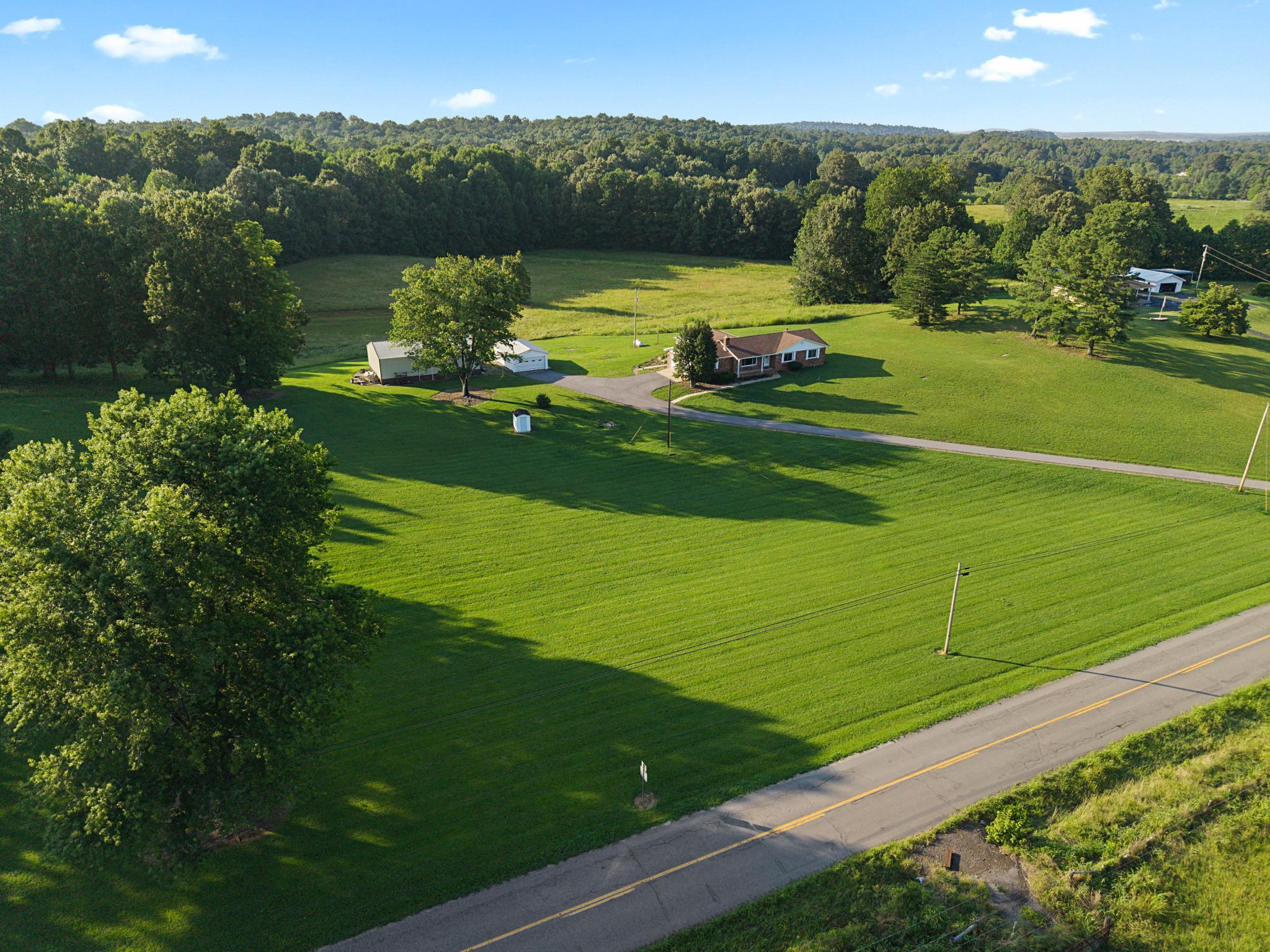 1338 Tiline Road Tiline, KY 42083 - Photo 29 of 34 DJI_20260713182651_0066_D