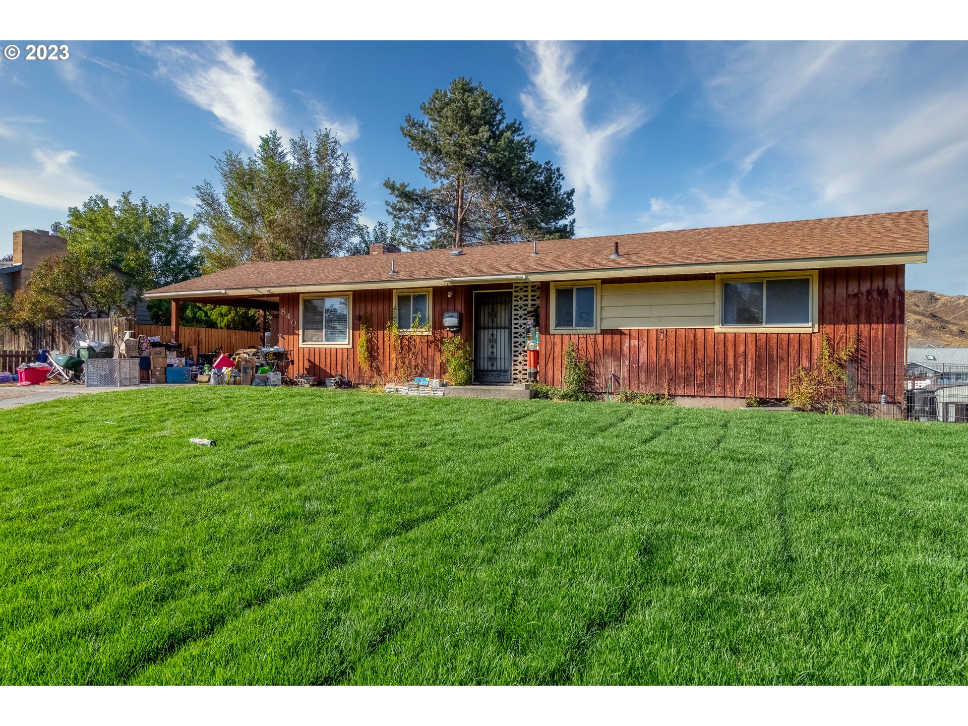 840 West Ridgeway Avenue Hermiston, OR 97838 - Photo 1 of 18 Gallery Image 1