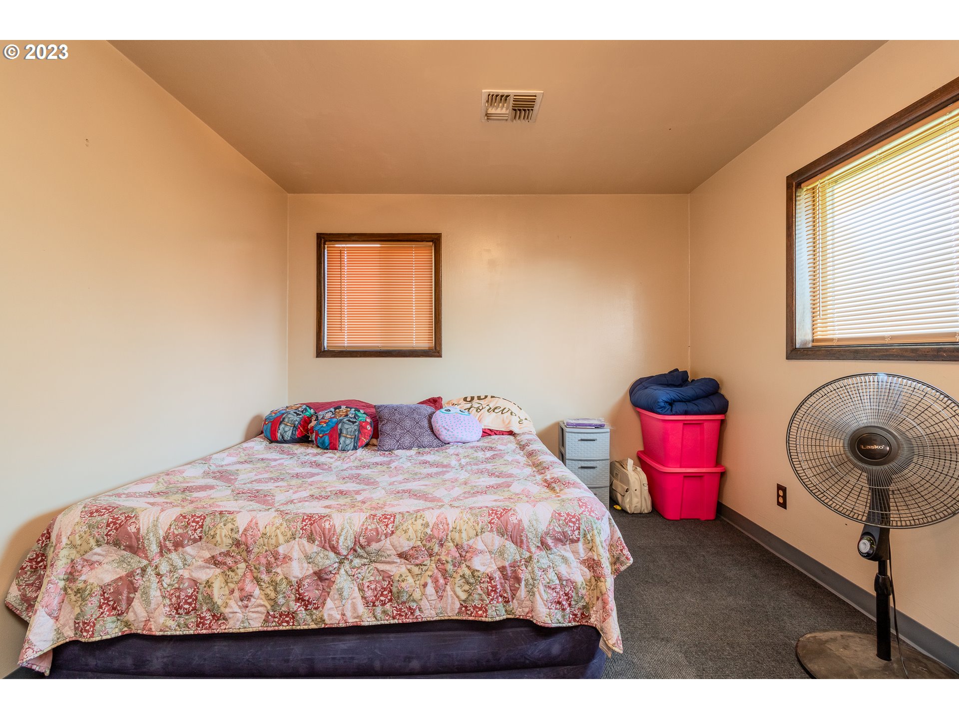 840 West Ridgeway Avenue Hermiston, OR 97838 - Photo 13 of 18 Bedroom