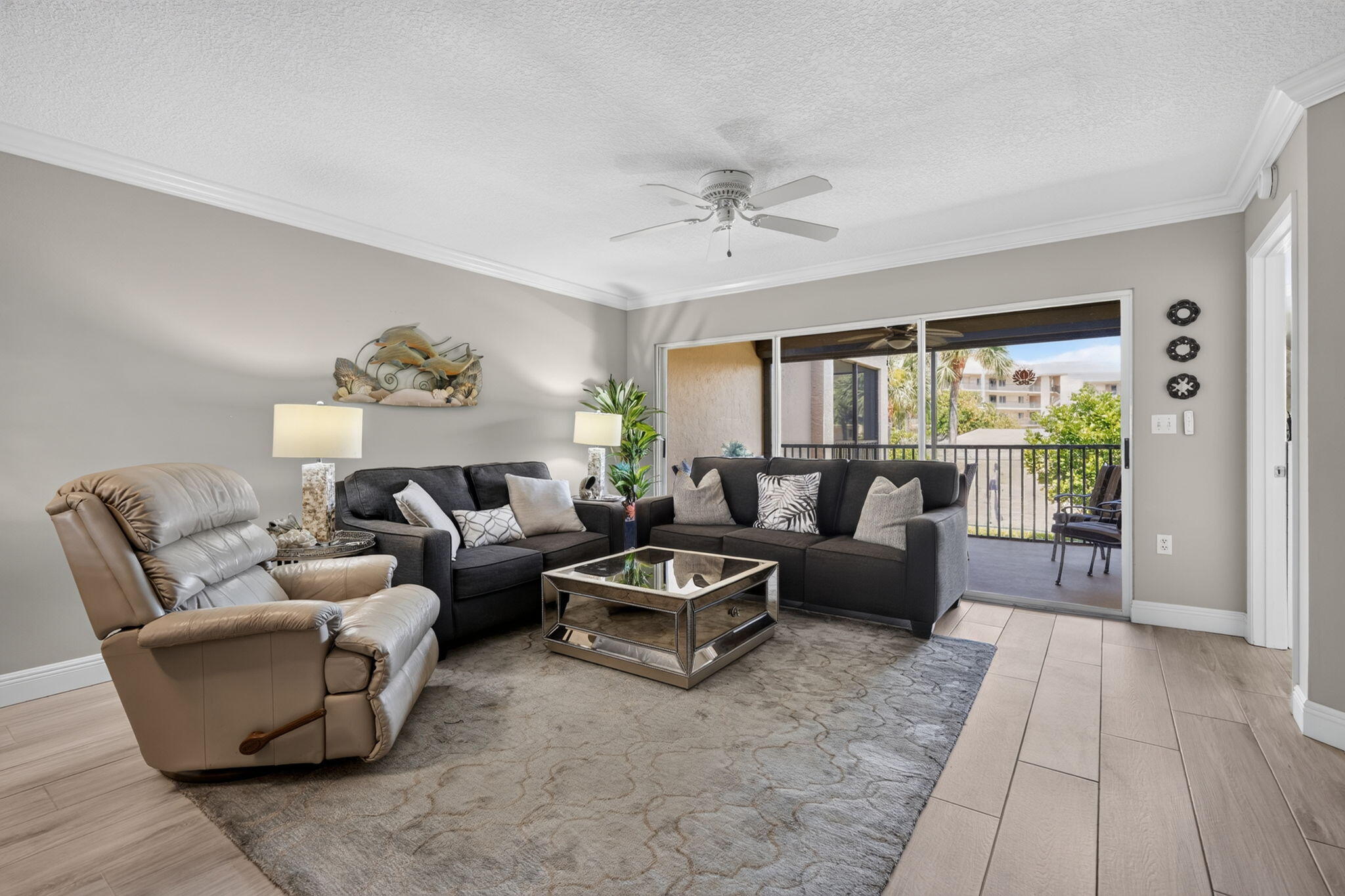 275 Palm Avenue, Unit D Jupiter, FL 33477 - Photo 7 of 56 21-web-or-mls-_MLP5705